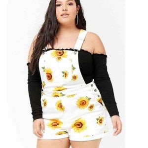 Forever 21 plus size sunflower print overalls